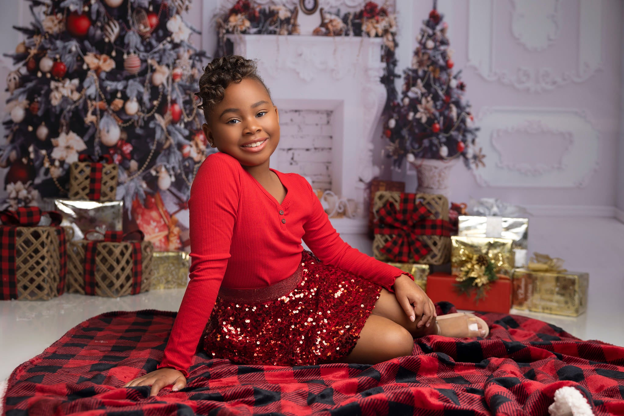 Avezano White Wall Background Christmas Trees With Ornaments Backdrop-AVEZANO